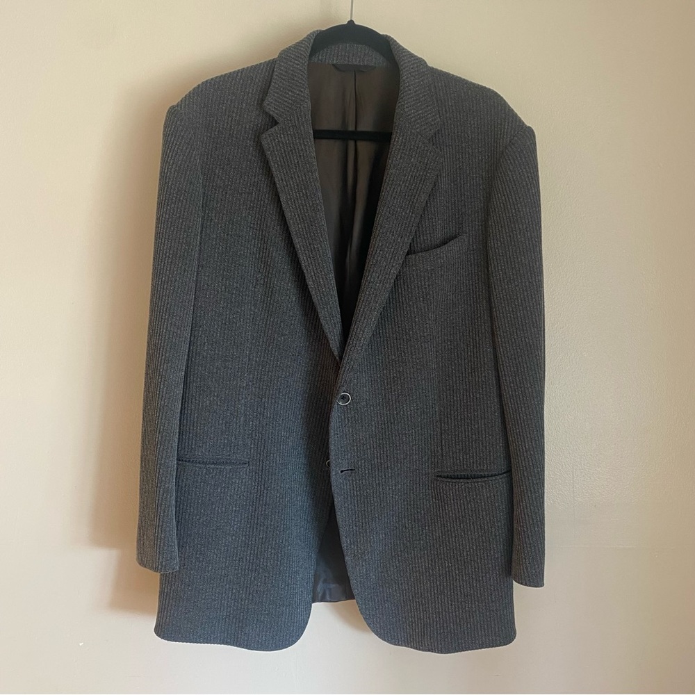 Armani Collezione Men’s Ribbed Sport Coat with stretch in gray, 44R